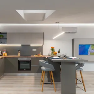 Casa vacanze Apartment Ena Near Pula Amphitheater, Pola